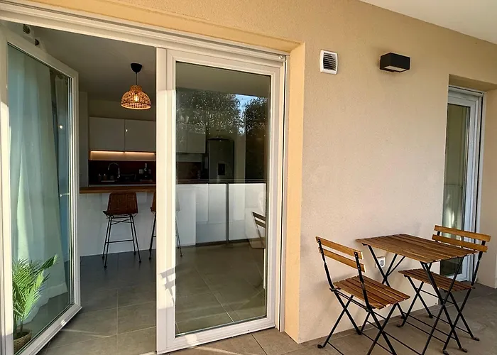 T3 Avec Balcon Et Parking Prive